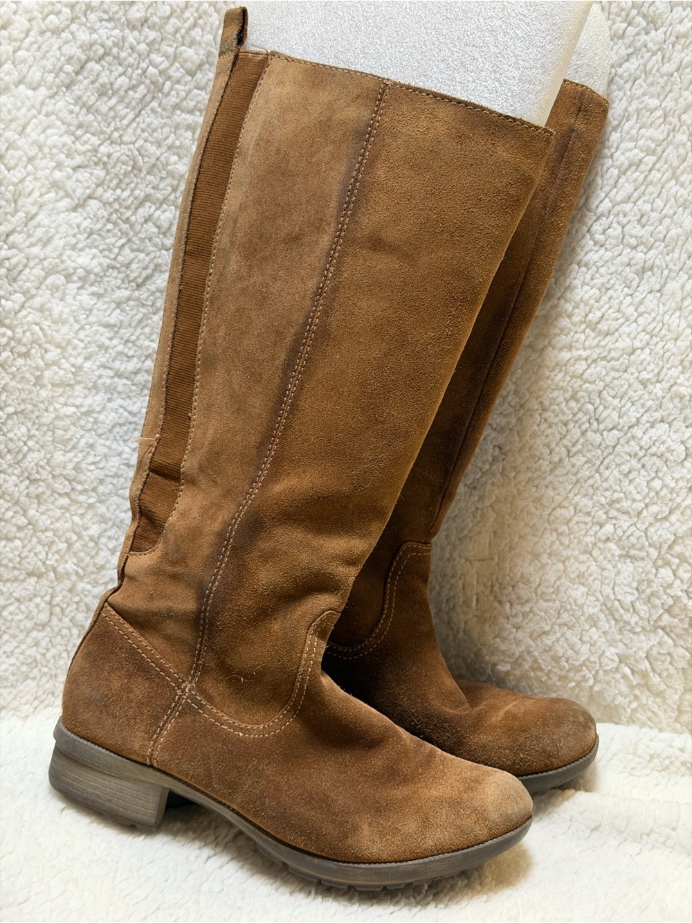 Clarks Caroline Style Tall Suede Boot Camel Tan Women’s Size 8